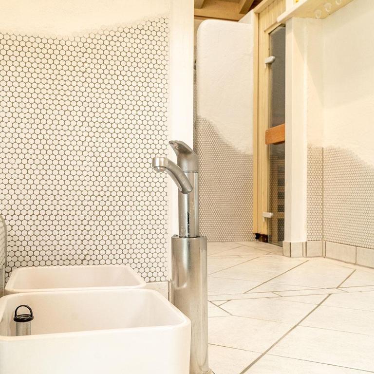 Alpen´s Sonne mit Schwimmbad und Sauna - Apartment mit Balkon - 11