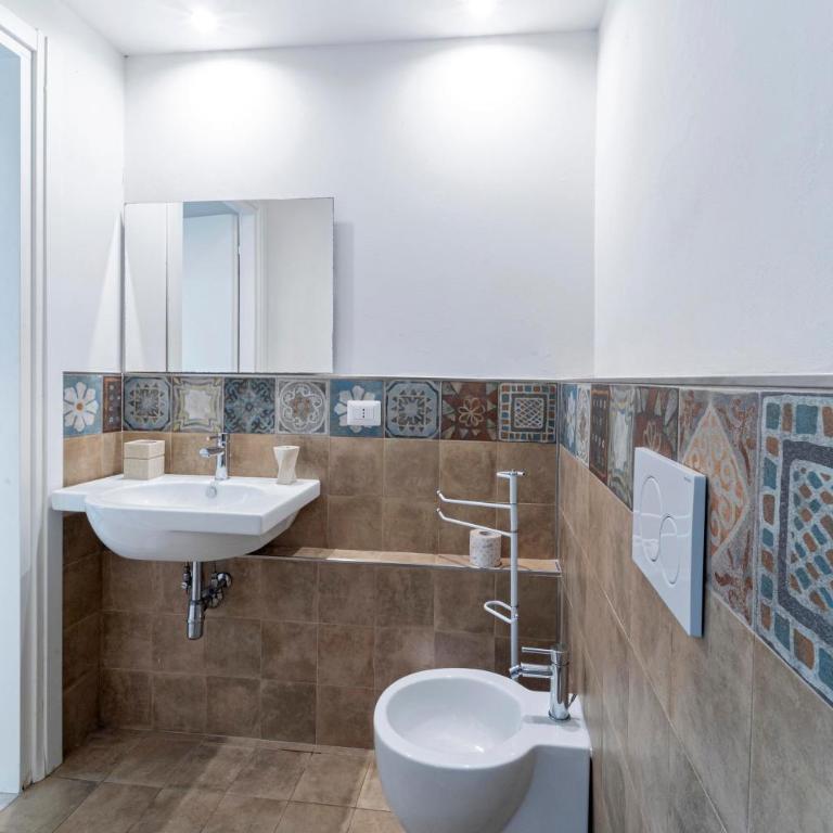 UNYCA - Spacious 2 bedroom Apartment in Florence - Appartamento con 2 Camere da Letto - 23