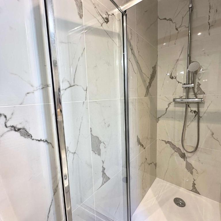 New 431 Suite Dalida - Cosy Apartment Paris Center - Studio - 11
