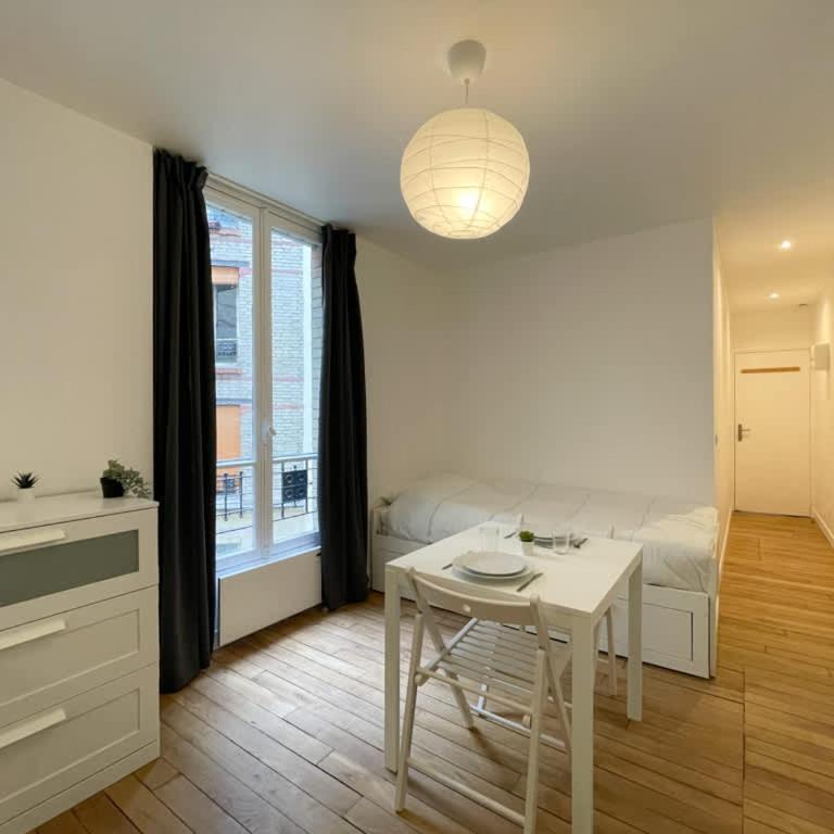 New 422 Suite Louis - Cosy Apartment Paris Center - Studio - 4
