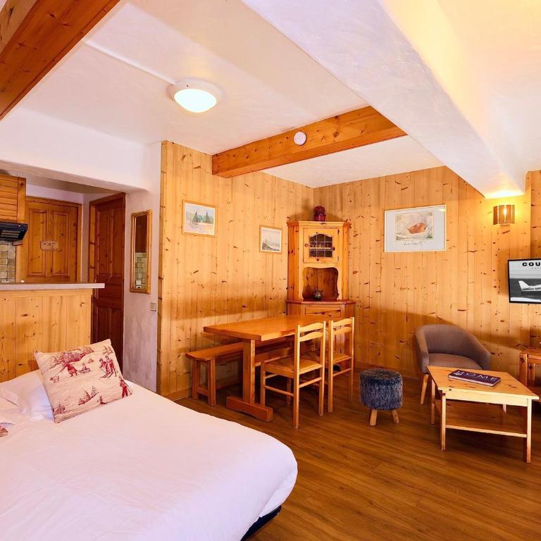 Courchevel 1850, 2 Pièces Idéal pour 4, Wi-Fi et Balcon - FR-1-575-242 - Apartment - 2