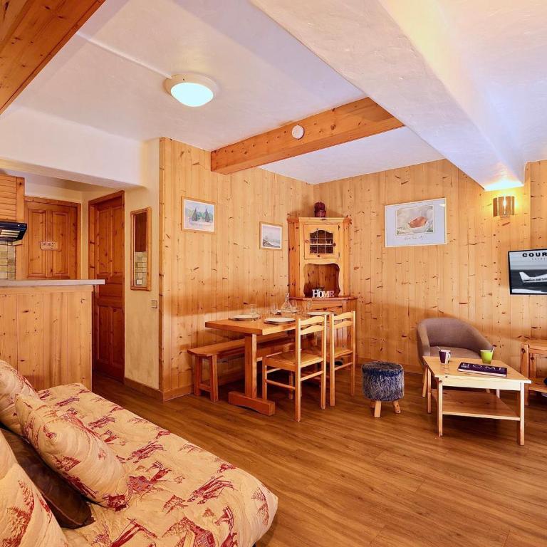 Courchevel 1850, 2 Pièces Idéal pour 4, Wi-Fi et Balcon - FR-1-575-242 - Apartment - 1