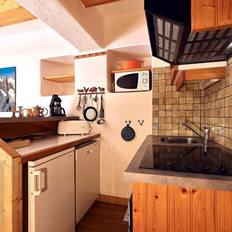 Courchevel 1850, 2 Pièces Idéal pour 4, Wi-Fi et Balcon - FR-1-575-242 - Apartment - 5