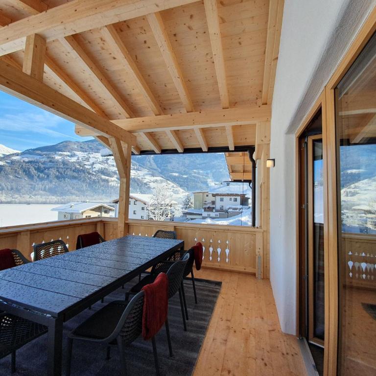 Apartment in Kaltenbach near Ski Lift - Four-Bedroom Apartment - 15