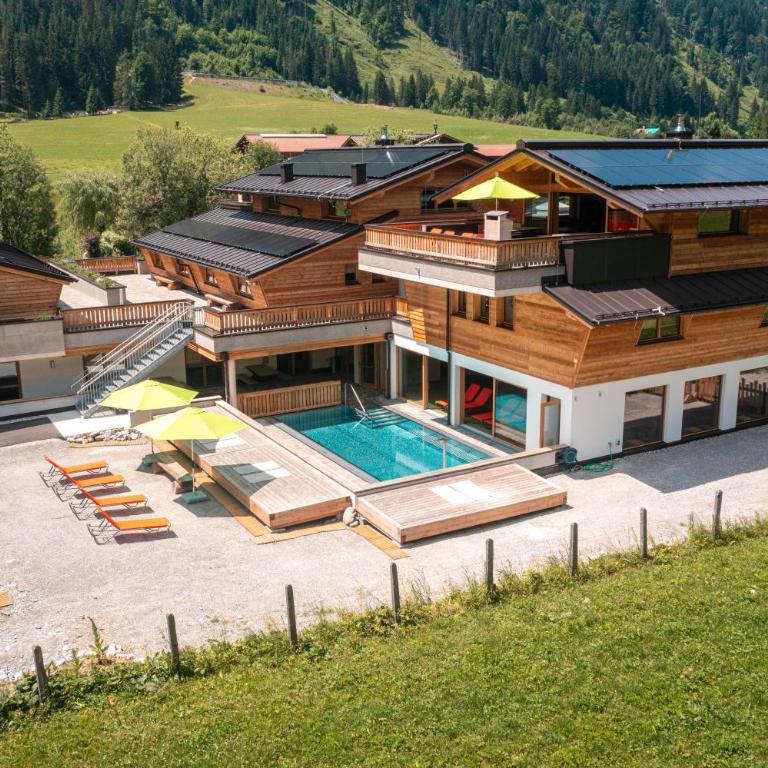 Alpin Chalet Kleinarl - Eight-Bedroom House - 5
