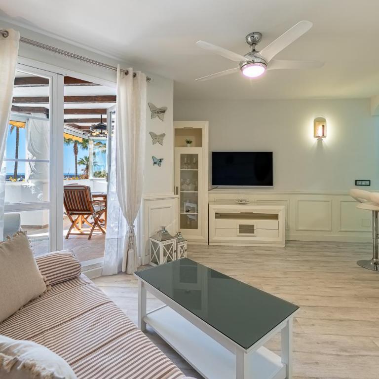 Puerto Marina Terrace Apartment, 1 min from the BEACH - Apartamento de 1 dormitorio - 33
