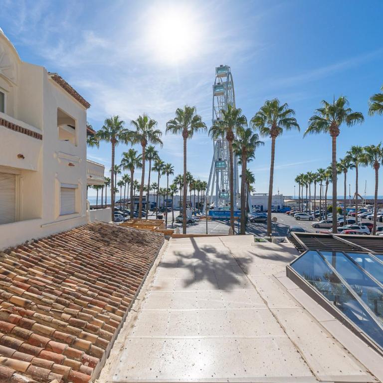 Puerto Marina Terrace Apartment, 1 min from the BEACH - Apartamento de 1 dormitorio - 53