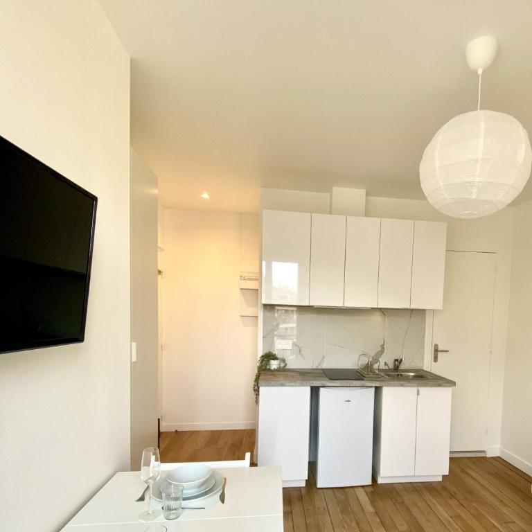 New 447 Suite Welles - Cosy Apartment Paris Center - Studio - 7