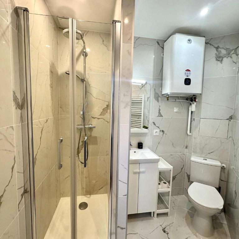 New 452 Suite Newman - Cosy Apartment Paris Center - Studio - 9