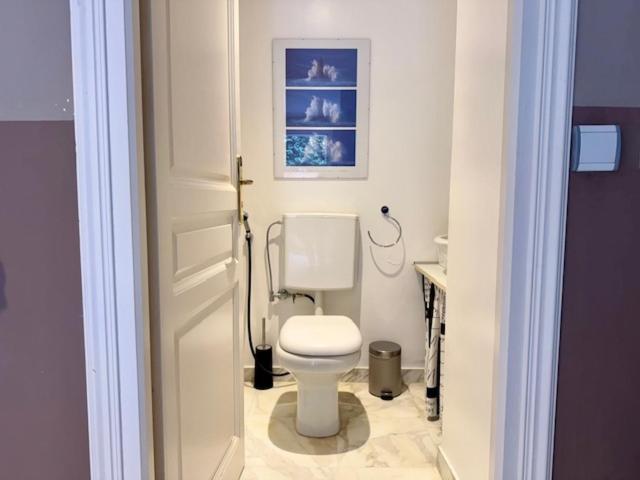 The Noailles - Lovely flat with swimming pool five minutes from the beach - Apartment mit 3 Schlafzimmern und Balkon - 21