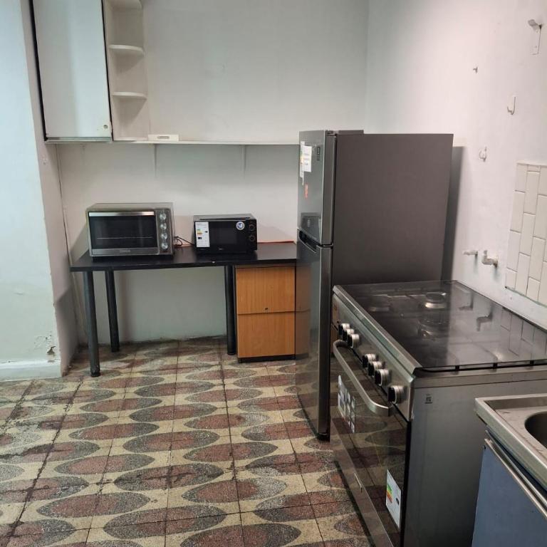 Shopping Clinicas 9 pers Providencia Parking - Four-Bedroom House - 4
