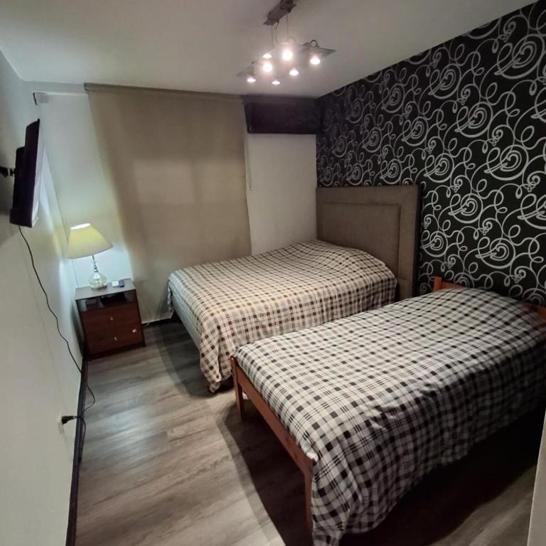 Shopping Clinicas 9 pers Providencia Parking - Four-Bedroom House - 10