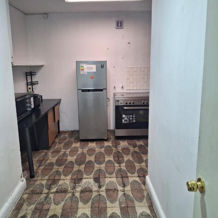 Shopping Clinicas 9 pers Providencia Parking - Four-Bedroom House - 12