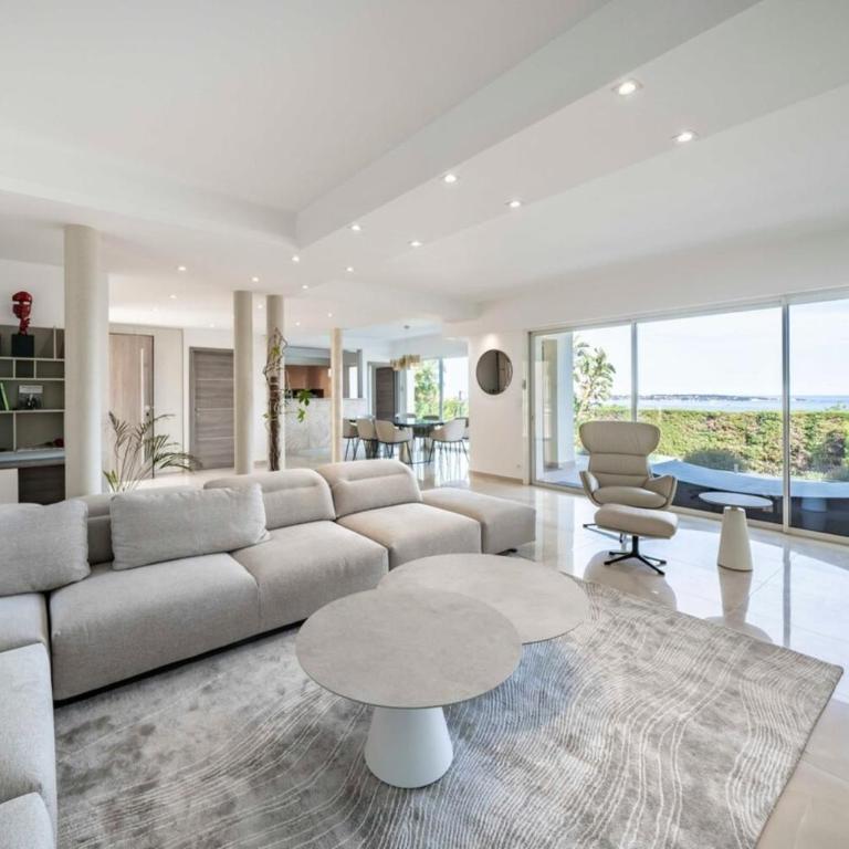 Stunning villa with sea view in Vallauris - Villa - 23