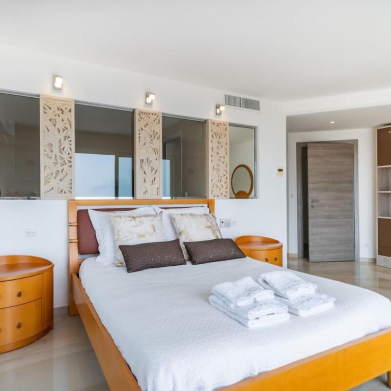 Stunning villa with sea view in Vallauris - Villa - 33
