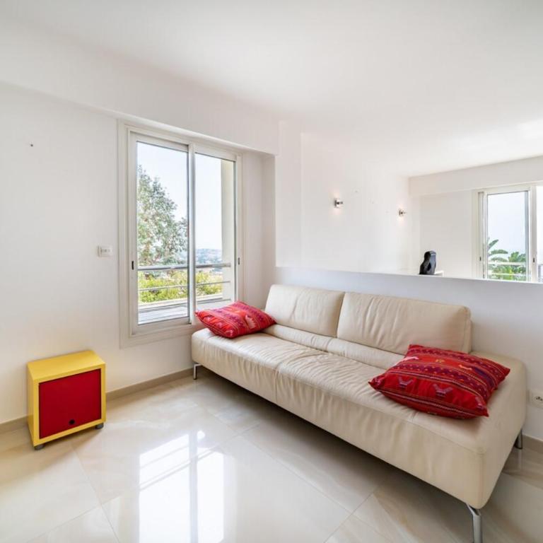 Stunning villa with sea view in Vallauris - Villa - 41