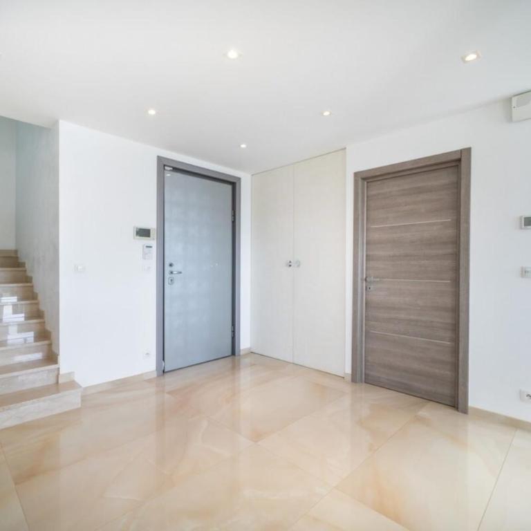 Stunning villa with sea view in Vallauris - Villa - 43
