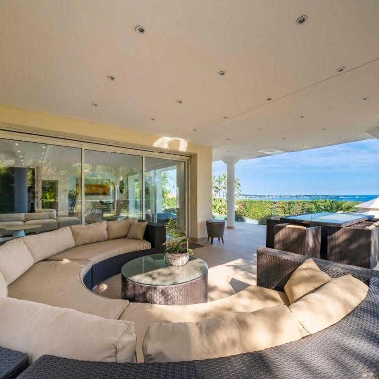 Stunning villa with sea view in Vallauris - Villa - 53