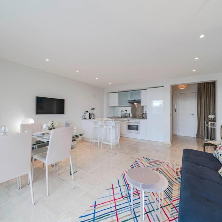 Wonderful 2 bedrooms with sea view and pool ! - Appartement - 7