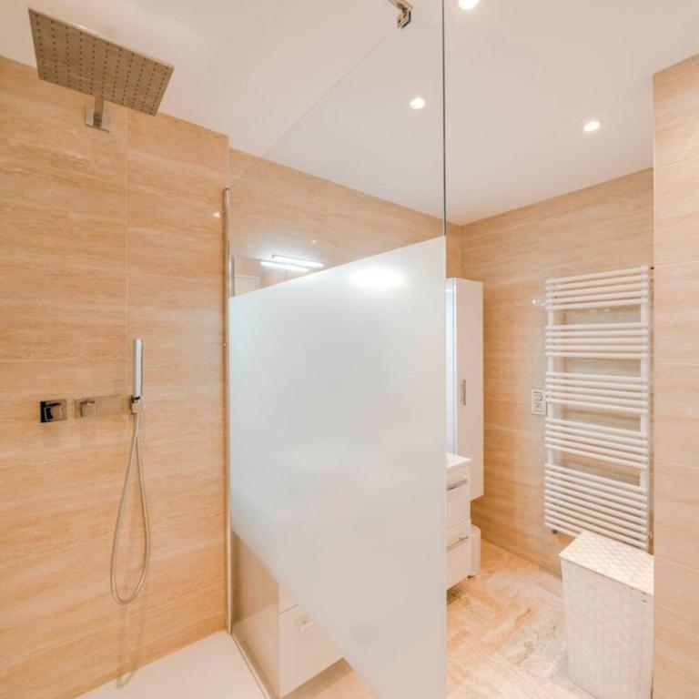 Wonderful 2 bedrooms with sea view and pool ! - Appartement - 16