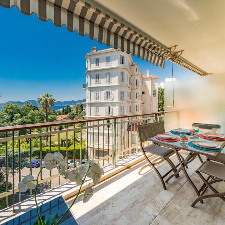 Wonderful 2 bedrooms with sea view and pool ! - Appartement - 34