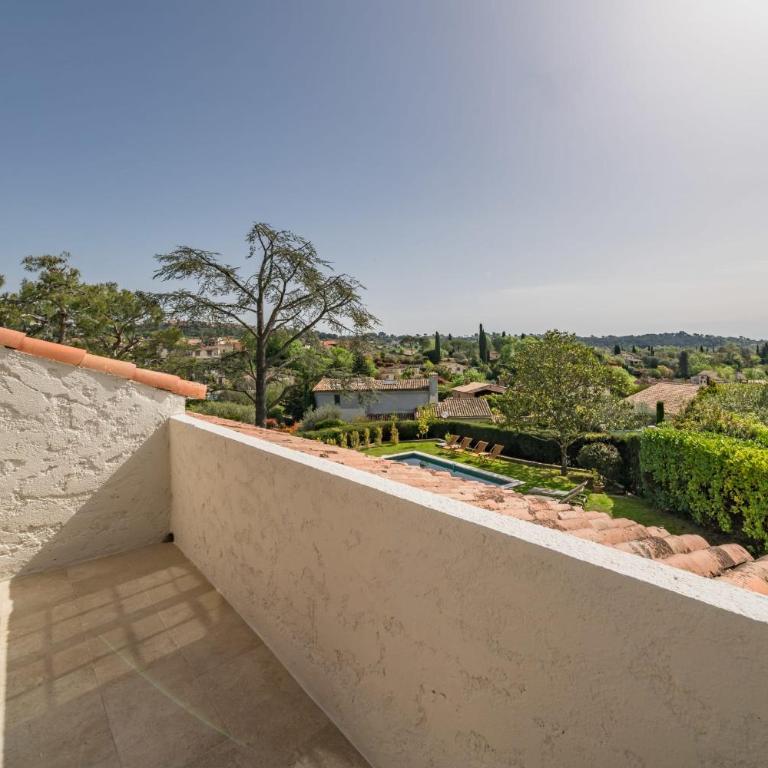 Authentic villa with swimming pool in La Colle-sur-Loup - Villa avec Piscine Privée - 23