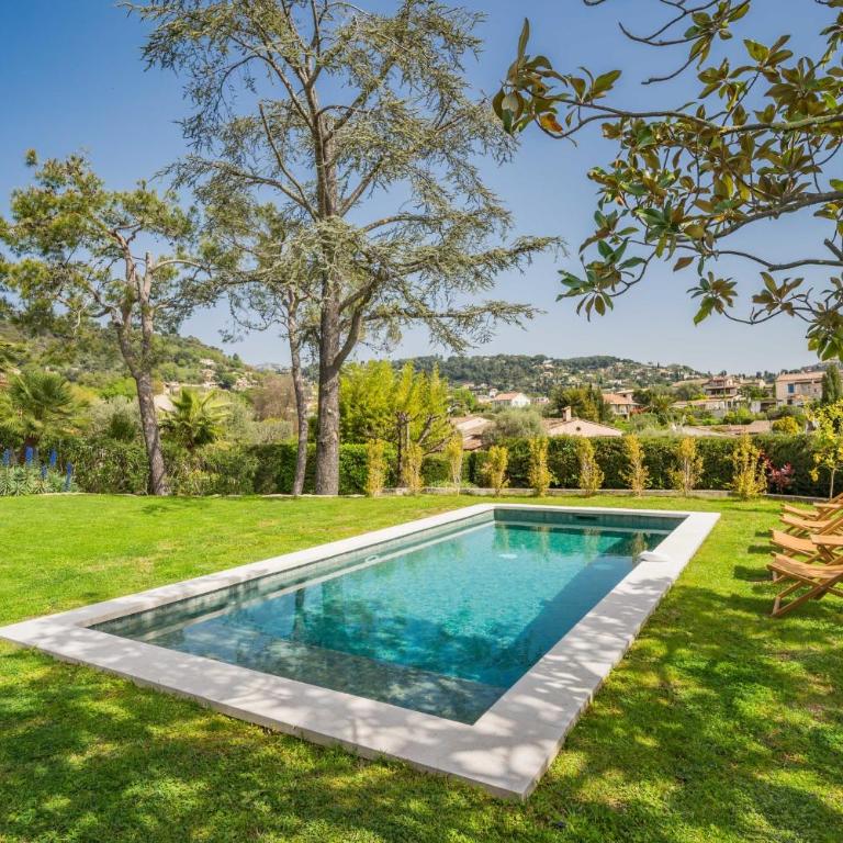 Authentic villa with swimming pool in La Colle-sur-Loup - Villa avec Piscine Privée - 29
