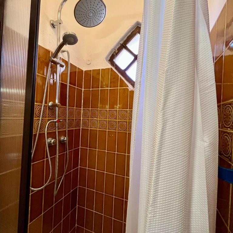 Vicinissima alla spiaggia della Pelosa - Three-Bedroom House - 23