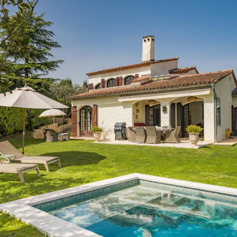 Authentic villa with swimming pool in La Colle-sur-Loup - Villa avec Piscine Privée - 37
