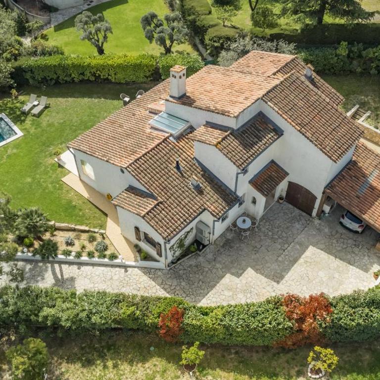 Authentic villa with swimming pool in La Colle-sur-Loup - Villa avec Piscine Privée - 44