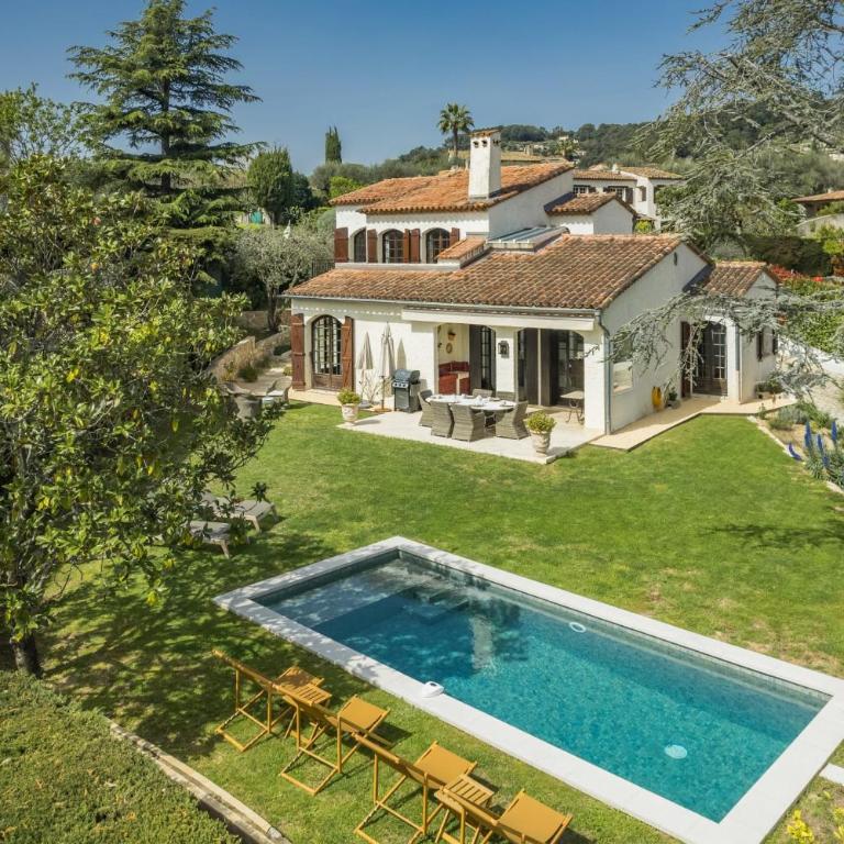 Authentic villa with swimming pool in La Colle-sur-Loup - Villa avec Piscine Privée - 45