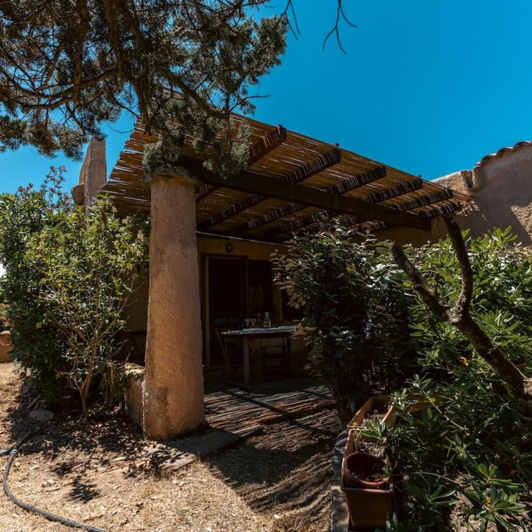 Vicinissima alla spiaggia della Pelosa - Three-Bedroom House - 38