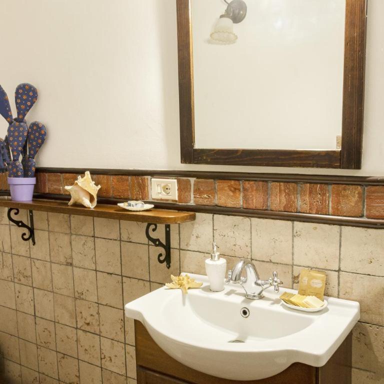 Sicilian Home - Appartamento con Patio Privato - 20