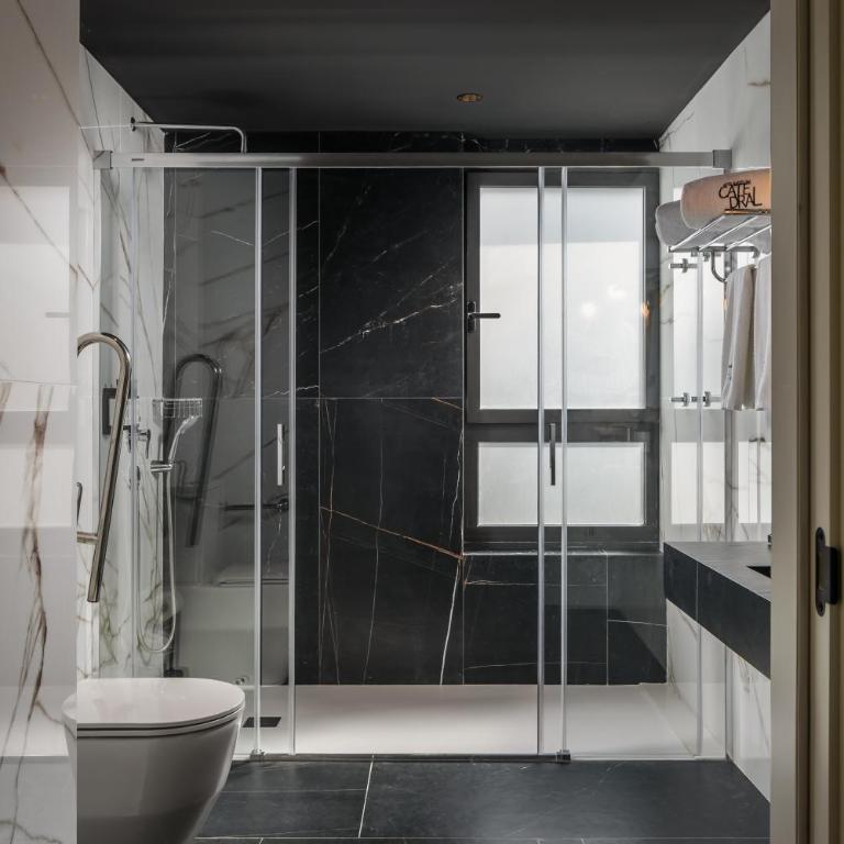 Hotel Barcelona Catedral 4 Sup - Queen Room - Disability Access - 7