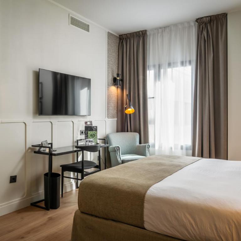Hotel Barcelona Catedral 4 Sup - Queen Room - Disability Access - 8