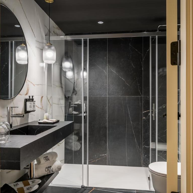 Hotel Barcelona Catedral 4 Sup - Superior Queen Room - 14