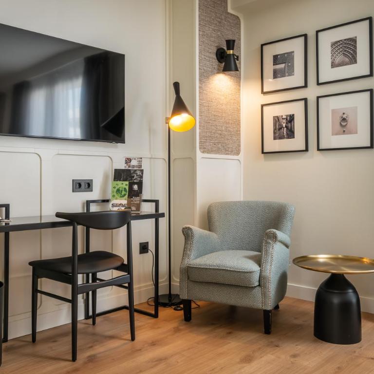 Hotel Barcelona Catedral 4 Sup - Twin Room - 13