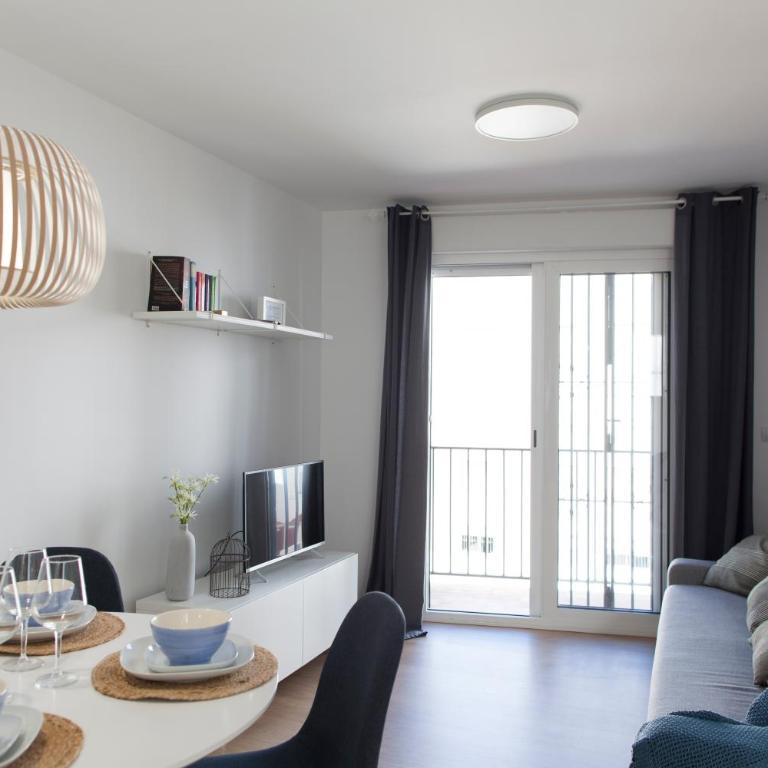 FLORIT FLATS - Apartment Torres de Quart II - One-Bedroom Apartment - 13