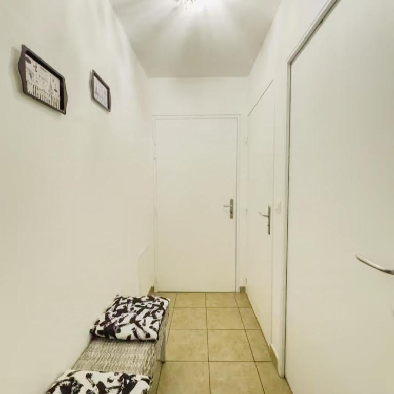 Welcome to Disneyland Paris, 1-2 bedroom, 2 parking, bus, restaurant - Apartamento con balcón - 15