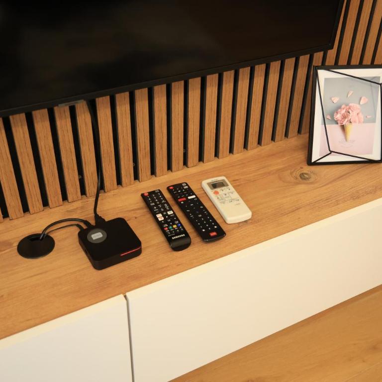 Heaven Luxury Stay - Prime Location with Free Parking - Apartman sa 1 Spavaćom Sobom - 14