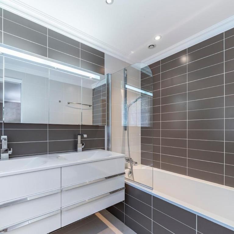 Brand new 3 bedrooms heart of Cannes - Appartement - 28
