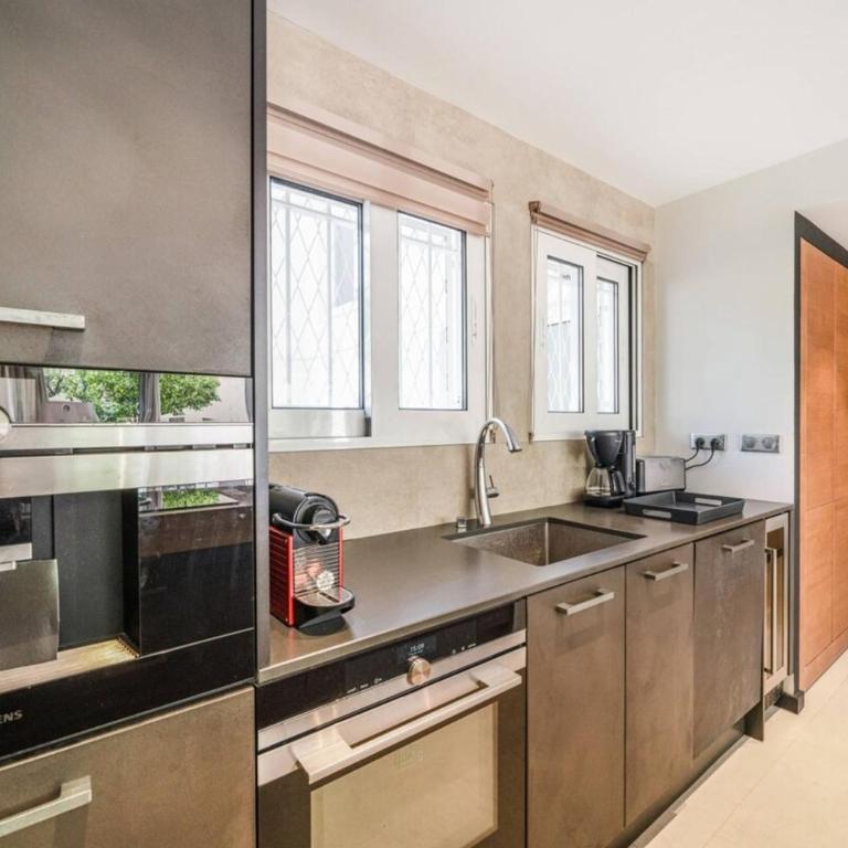 Wonderful 2 bedroom in the old Suquet - Appartement - 13