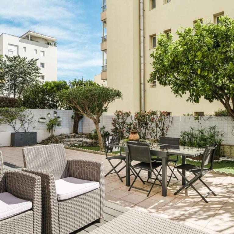 Wonderful 2 bedroom in the old Suquet - Appartement - 22