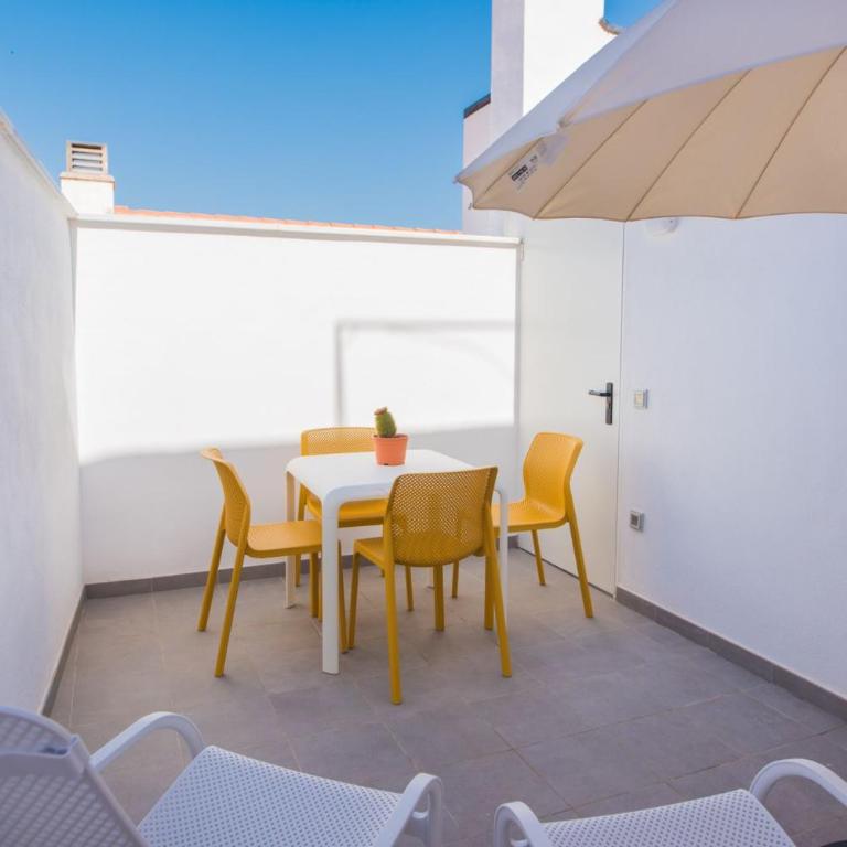 Cozy modern flat Terrace 2 Bedrooms 2 Bathrooms - Apartamento - 34