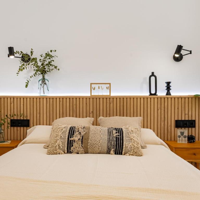 Almirante Suites A - One-bedroom Loft Apartment - 28