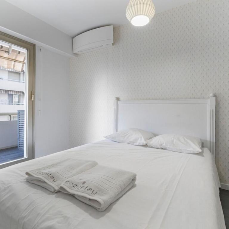 COZYSTAY - Brand new 3 bedrooms 2min walk to carlton hotel - Apartment - 5