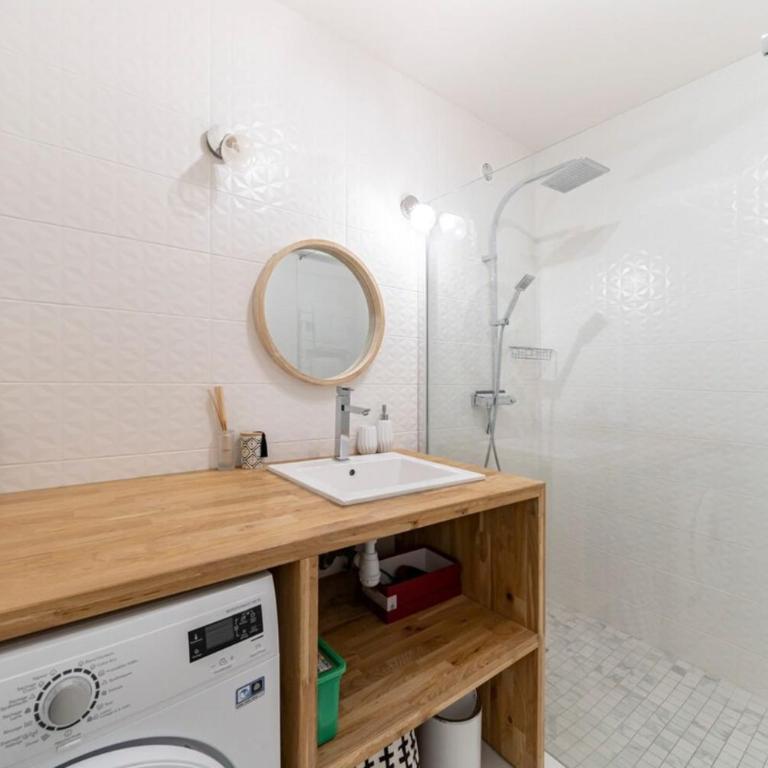 COZYSTAY - Brand new 3 bedrooms 2min walk to carlton hotel - Apartment - 25