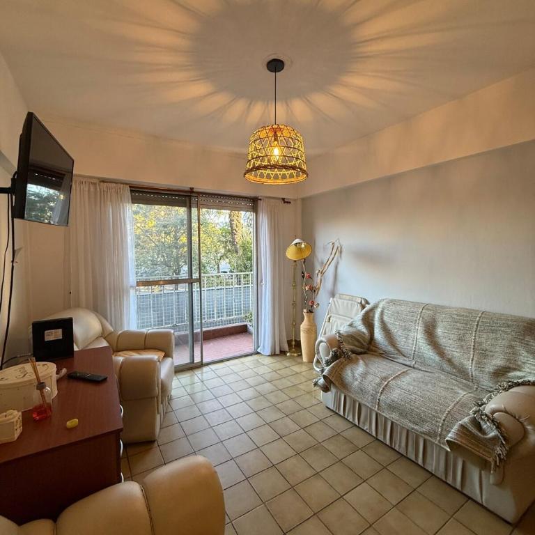 Dpto céntrico con vista al río - Apartamento de 2 dormitorios - 17