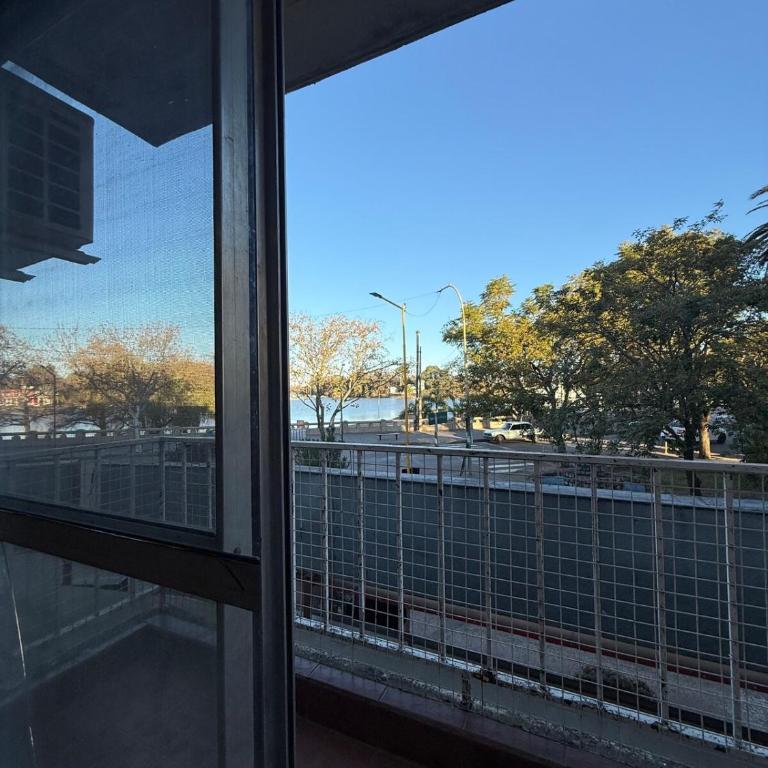 Dpto céntrico con vista al río - Apartamento de 2 dormitorios - 26