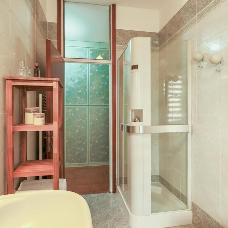 La Finestra sul Giardino - Appartamento con 2 Camere da Letto - 12